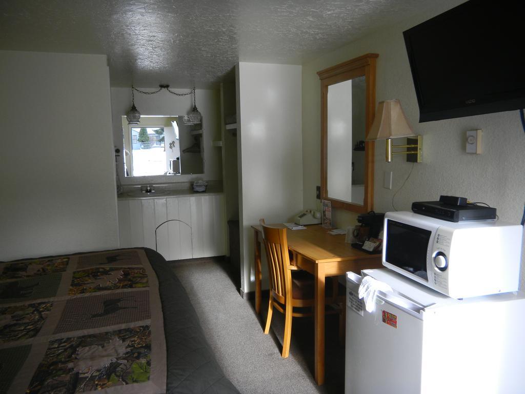 Falls Motel Thompson Falls Luaran gambar