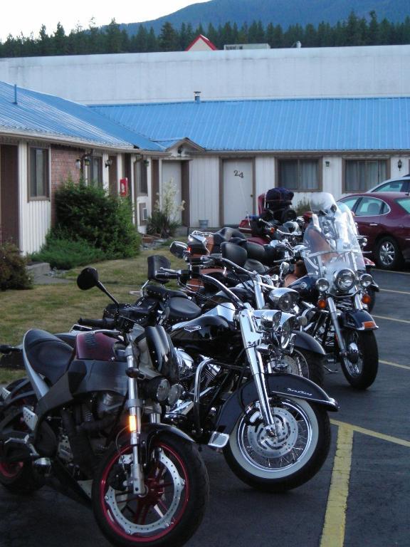 Falls Motel Thompson Falls Luaran gambar