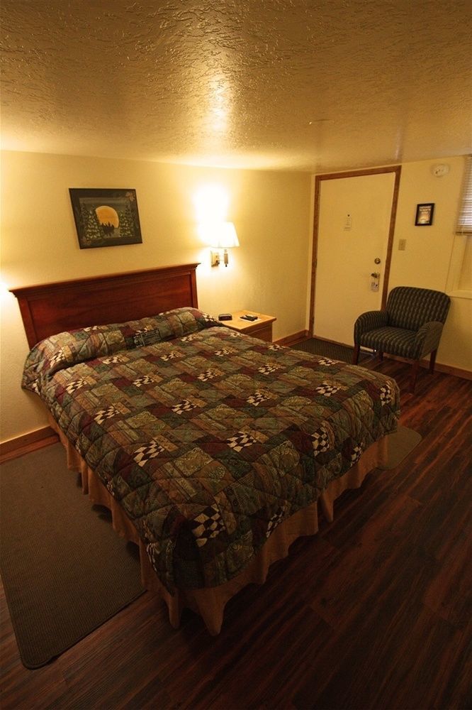 Falls Motel Thompson Falls Luaran gambar