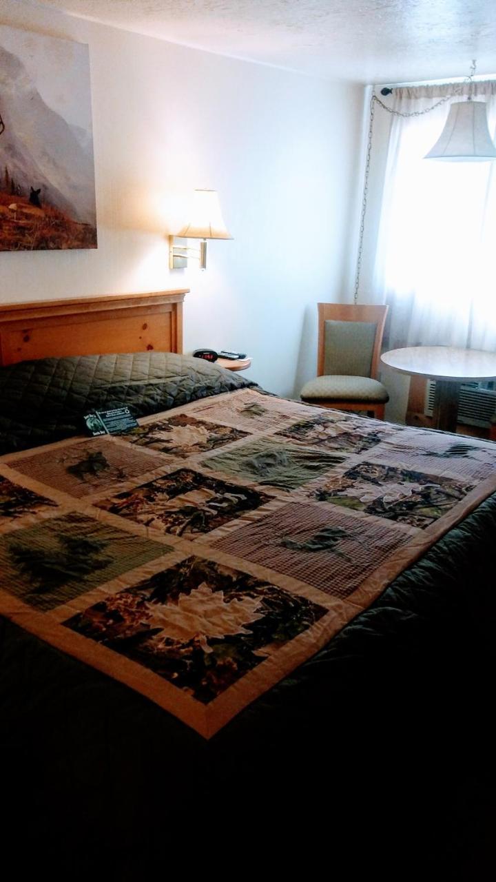 Falls Motel Thompson Falls Luaran gambar